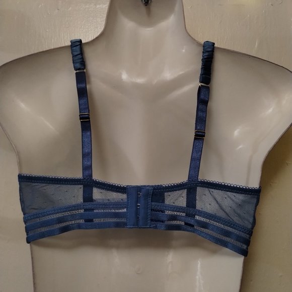 Guoeappa (36B)  Royal Blue Lace Two Piece Lingerie Set - Picture 6 of 9